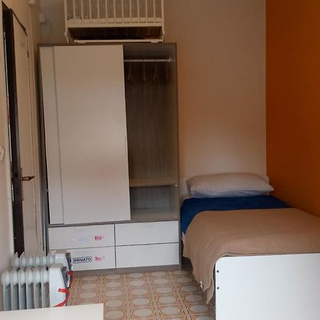 Appartamento Intero Bilocale Vicino All'Ospedale Padua Habitación foto